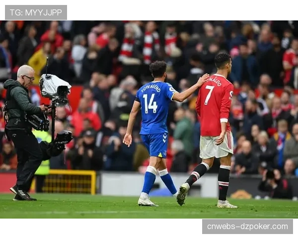 阿韦洛亚:种族主义零容忍,我们支持维尼修斯 阿韦洛亚:种族主义零容忍,我们支持维尼修斯